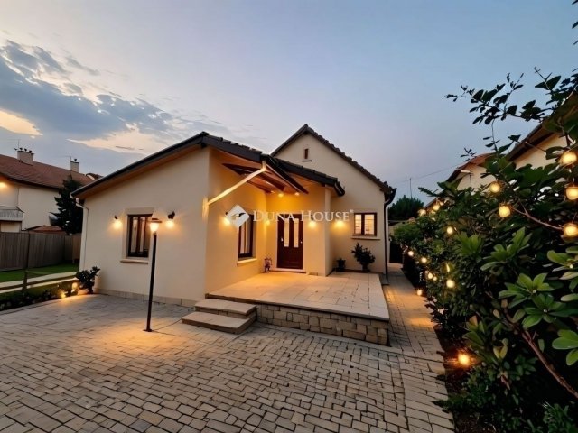 Eladó családi ház, Fóton 94.9 M Ft, 3 szobás