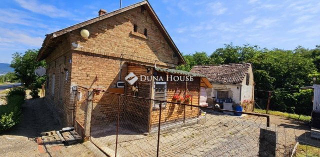 Eladó családi ház, Pellérden 21.99 M Ft, 2 szobás