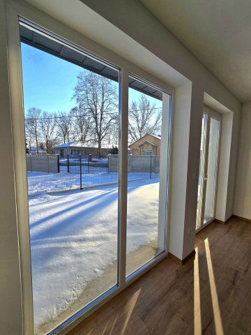 Eladó családi ház, Bicskén 98 M Ft, 5 szobás