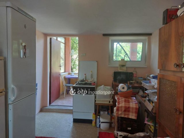 Eladó nyaraló, Szegeden 17.99 M Ft, 1+1 szobás