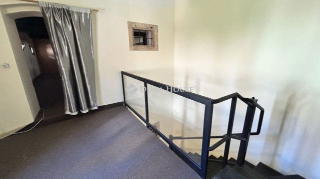 Eladó családi ház, Kőszegen 150 M Ft, 1 szobás