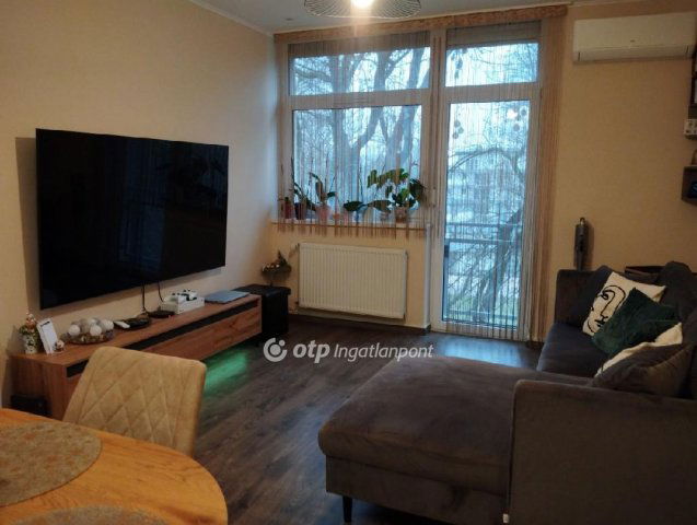 Eladó téglalakás, Polgárdin 45 M Ft, 1+1 szobás