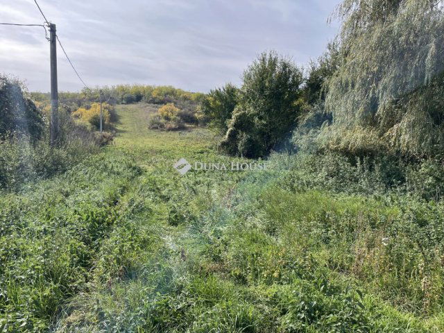 Eladó telek, Tinnyén 21.5 M Ft / költözzbe.hu