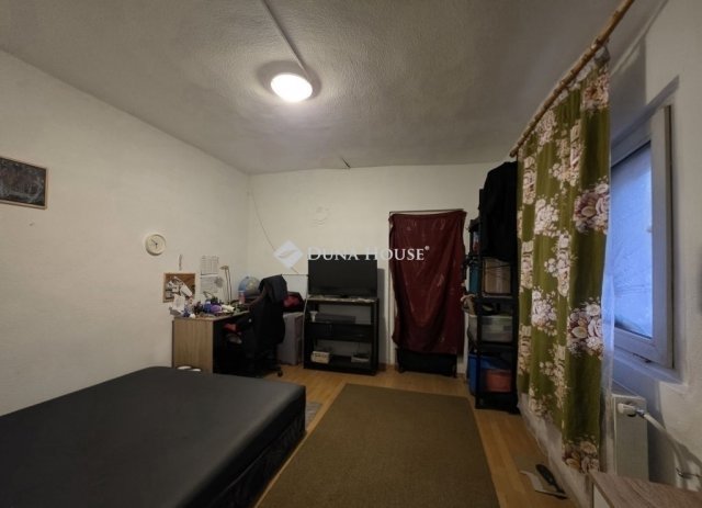 Eladó családi ház, Gyömrőn 69.9 M Ft, 7 szobás