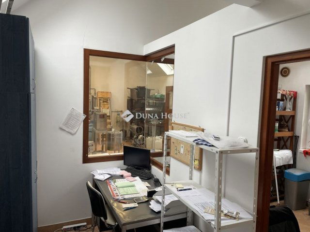 Eladó családi ház, Veresegyházon 159 M Ft, 3 szobás