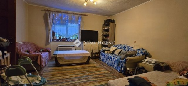 Eladó családi ház, Sárbogárdon 44.9 M Ft, 4 szobás