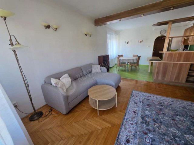 Kiadó téglalakás, albérlet, I. kerületben, Várfok utcában