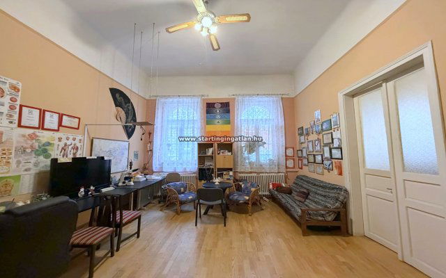 Eladó téglalakás, Budapesten, VIII. kerületben, Szilágyi utcában