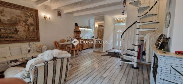 Eladó családi ház, Budapesten, XXII. kerületben 79.9 M Ft