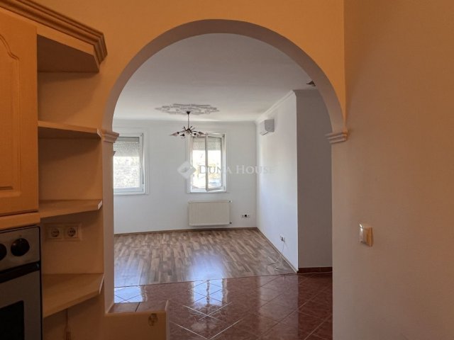 Eladó téglalakás, Budapesten, IV. kerületben 82.99 M Ft