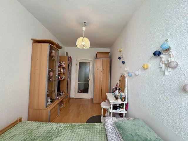 Eladó panellakás, Szentendrén 85.9 M Ft, 3 szobás