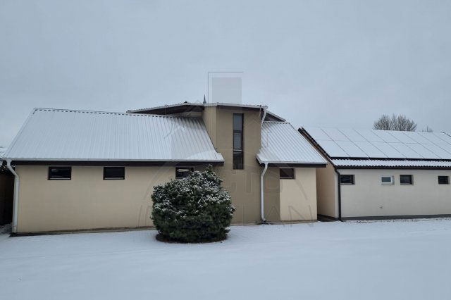 Eladó ipari ingatlan, Szombathelyen 175 M Ft / költözzbe.hu