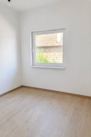 Eladó téglalakás, Monoron 78 M Ft, 3 szobás
