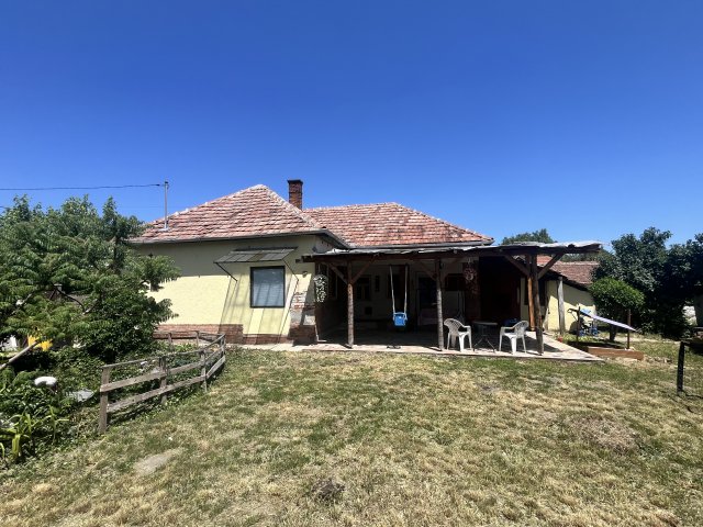 Eladó családi ház, Sarkadon, Magyar utcában 18.9 M Ft, 2 szobás