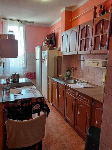 Eladó téglalakás, Tatabányán 33.5 M Ft, 2 szobás