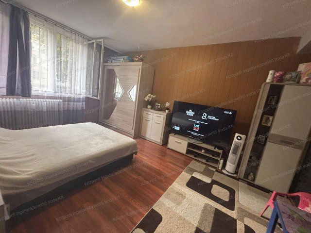 Eladó téglalakás, Tatabányán 35.99 M Ft, 1+1 szobás