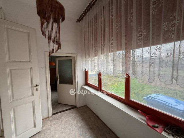 Eladó családi ház, Villányban 55 M Ft, 3 szobás