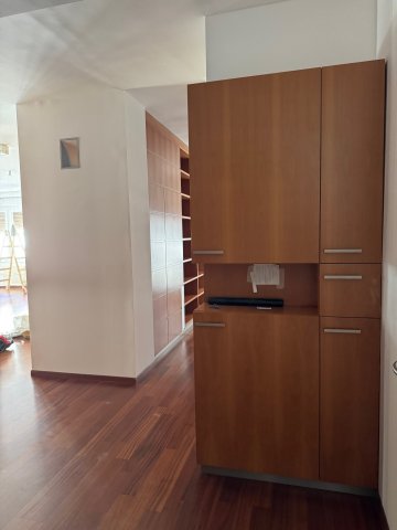 Kiadó téglalakás, albérlet, V. kerületben, Petőfi Sándor utcában