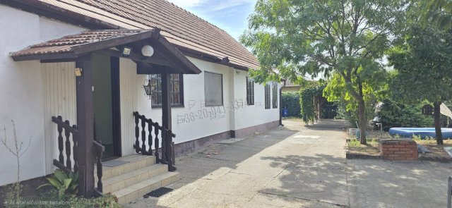 Eladó családi ház, Taksonyon 62.9 M Ft, 3 szobás