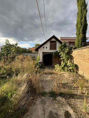 Eladó családi ház, Kecskeméten 65 M Ft, 5 szobás