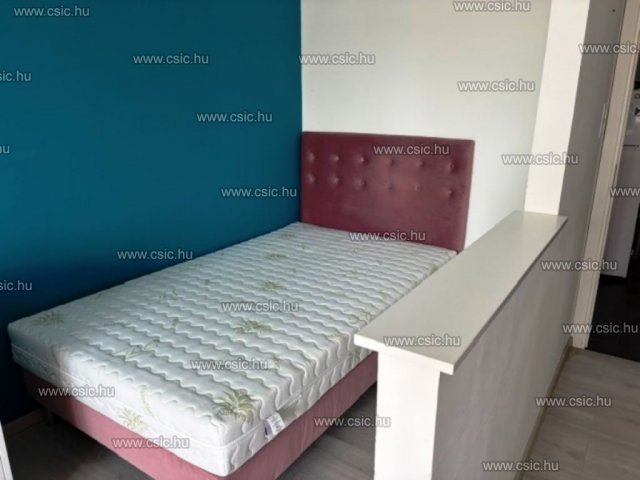 Eladó téglalakás, Budapesten, III. kerületben 49.9 M Ft