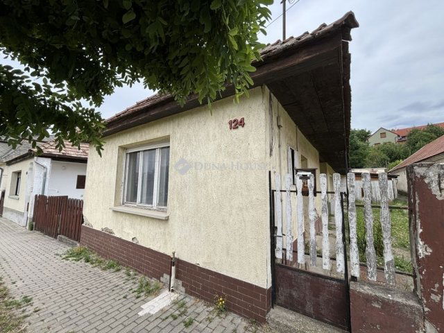 Eladó családi ház, Leányváron 34.9 M Ft, 5 szobás