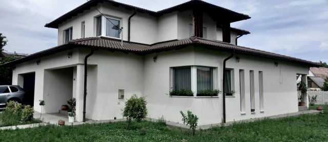 Eladó családi ház, Dunavarsányban 266.9 M Ft, 7 szobás