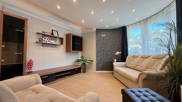 Kiadó téglalakás, albérlet, Debrecenben 280 E Ft / hó, 3 szobás
