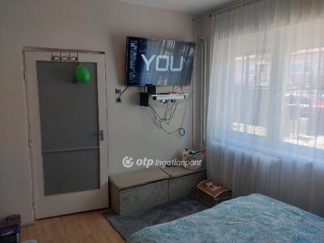 Eladó családi ház, Egerszóláton 42.99 M Ft, 5+1 szobás
