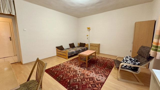 Kiadó téglalakás, albérlet, Debrecenben 210 E Ft / hó, 2 szobás