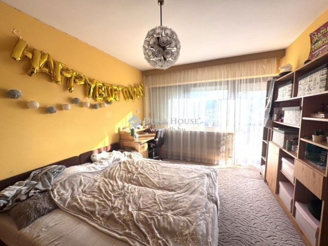 Eladó sorház, Komlón 59.99 M Ft, 7 szobás / költözzbe.hu