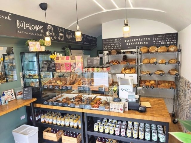 Eladó üzlethelyiség, Budapesten, XII. kerületben 154.9 M Ft