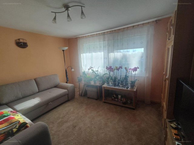 Eladó családi ház, Szegeden 69.9 M Ft, 3 szobás