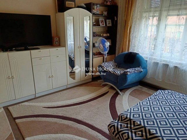 Eladó családi ház, Budapesten, XVII. kerületben 89.8 M Ft