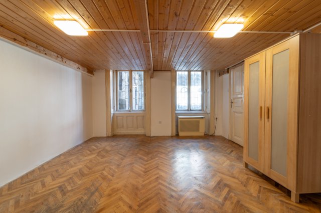 Eladó téglalakás, Budapesten, VIII. kerületben 64.5 M Ft