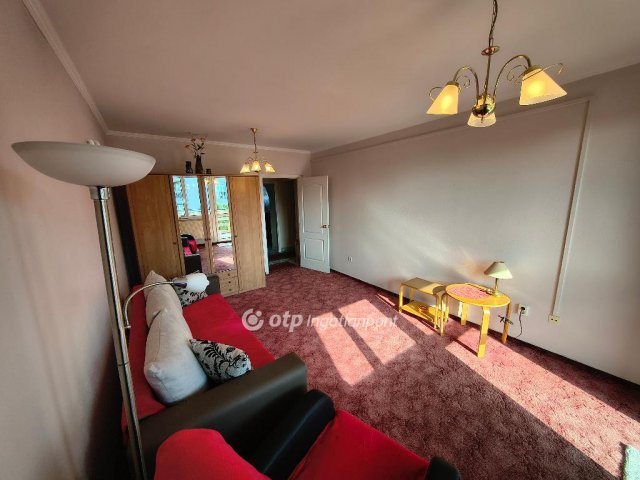 Eladó panellakás, Siófokon 86.9 M Ft, 2+2 szobás