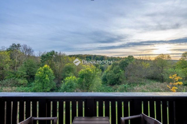 Eladó üzlethelyiség, Bakonybélben 420 M Ft, 12 szobás