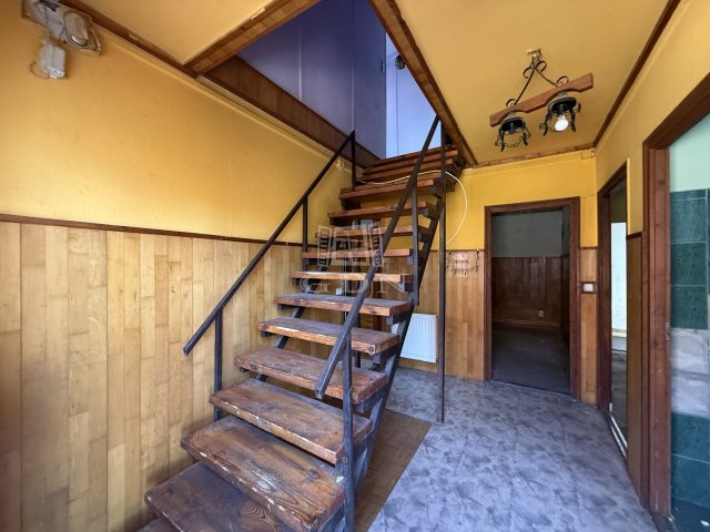 Eladó családi ház, Isaszegen 49.99 M Ft, 5 szobás