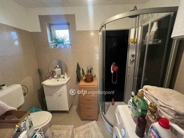 Eladó családi ház, Tápiószelén 17.5 M Ft, 2 szobás