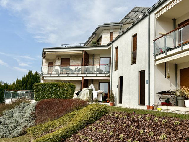 Eladó téglalakás, Balatonfüreden 110 M Ft, 2+1 szobás