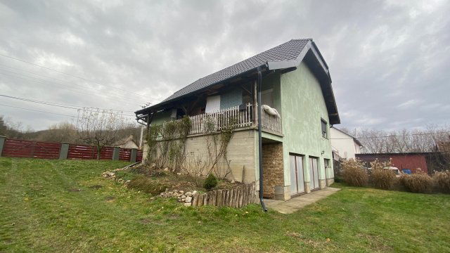 Eladó családi ház, Simontornyán 46.5 M Ft, 3 szobás