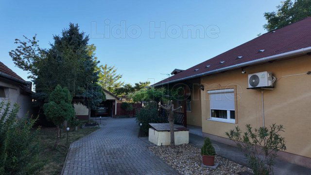 Eladó családi ház, Pusztaszabolcson 76.9 M Ft, 3+2 szobás