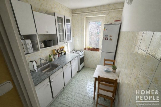 Eladó téglalakás, Szegeden 51.9 M Ft, 2 szobás