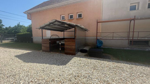 Eladó családi ház, Bükön 87.5 M Ft, 7 szobás