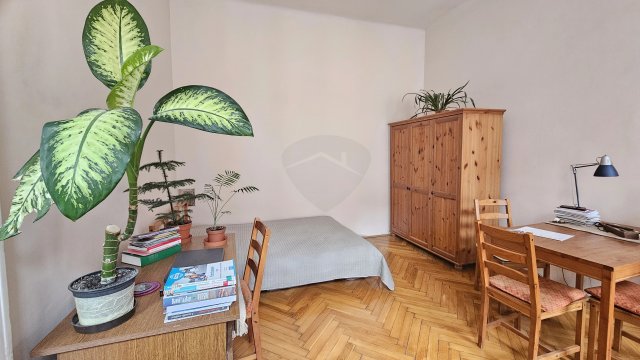 Eladó téglalakás, Budapesten, VIII. kerületben 41.9 M Ft