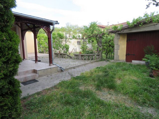 Eladó családi ház, Győrött 84.9 M Ft, 3 szobás