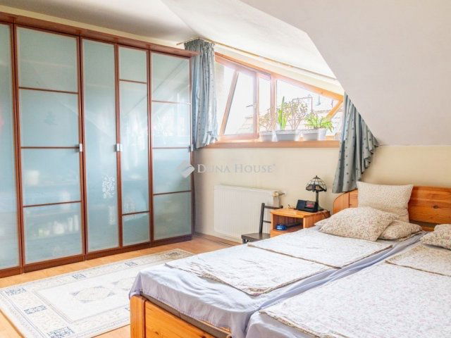 Eladó téglalakás, Budapesten, XVIII. kerületben 74.9 M Ft