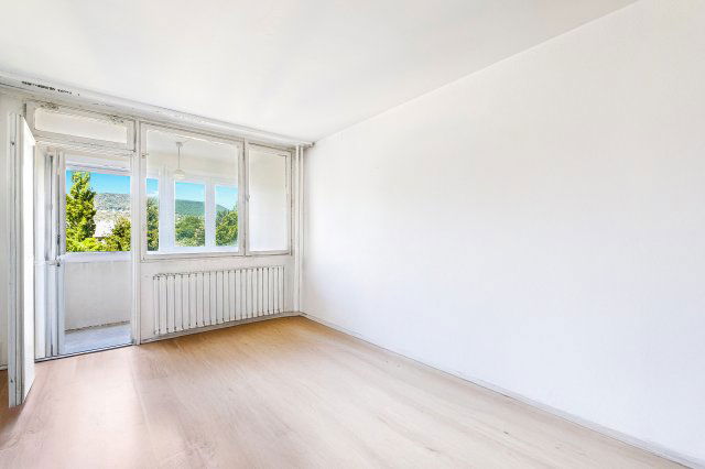 Eladó téglalakás, Budapesten, III. kerületben 58.7 M Ft
