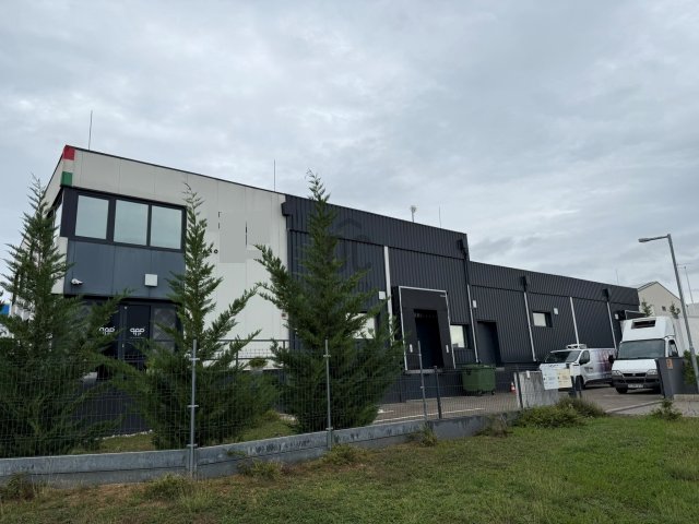 Eladó ipari ingatlan, Gödöllőn 590 M Ft / költözzbe.hu