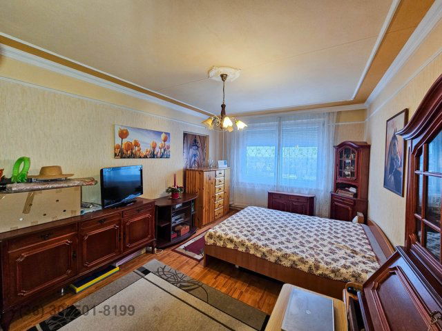 Eladó panellakás, Debrecenben 62.9 M Ft, 2+1 szobás